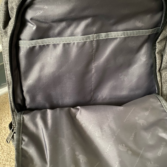 Dark Grey BackPack Bag New USB Accessible - Picture 4 of 7
